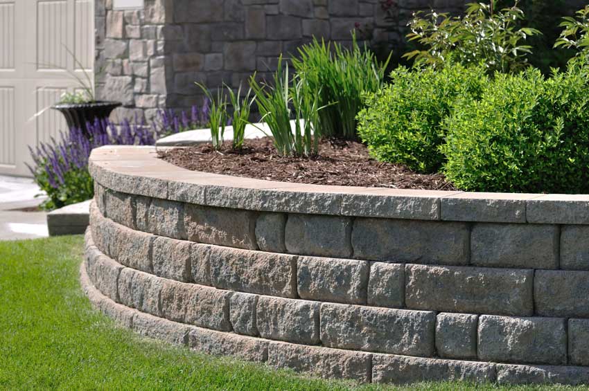 Retaining Wall – Little’s Excavation